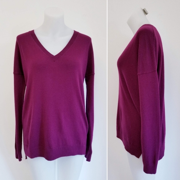 GAP Pullover V-Neck Sweater, Purple, XS - Picture 3 of 5